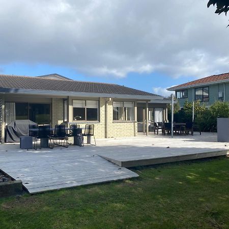 Golfers Delight In Quiet Cul De Sac Villa Mount Maunganui Exterior foto